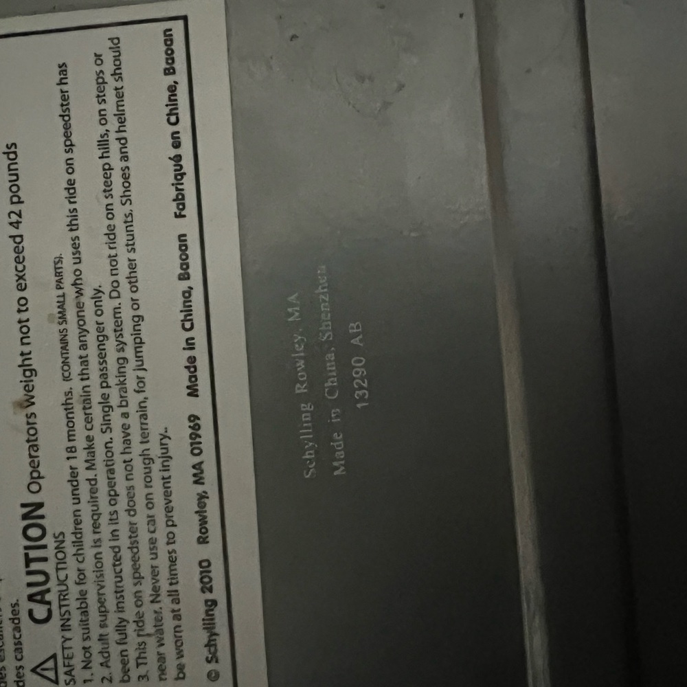 Silver Racing Ride-On Car for Kids - Picture 6 of 10